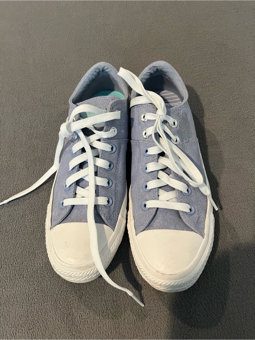 Women’s low top Converse All Stars sneakers